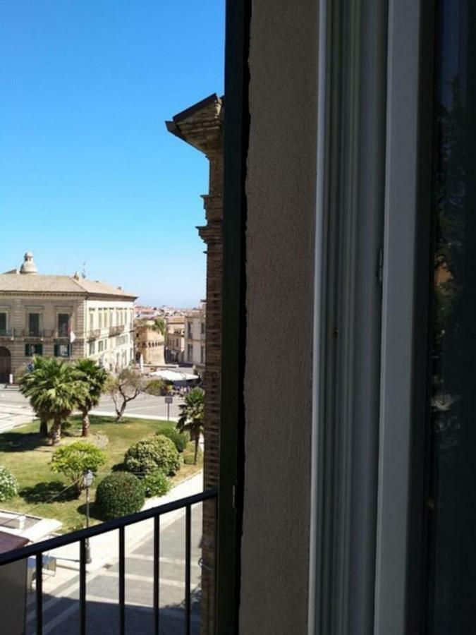 La Torre Villa Vasto Exterior photo